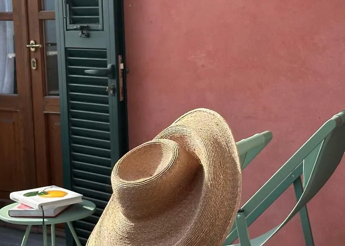 Borgo 26 - Riviera Ligure & Cinque Terre Camedone